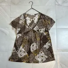 美品✾St.Peter パッチワーク風 花柄 チュニックブラウス L