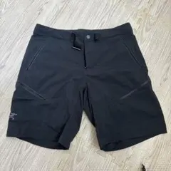 ARC'TERYX メンズ ショートパンツ ブラックのサムネイル