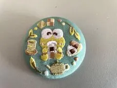 サンリオ　刺繍デザイン缶バッチ　未使用　ケロケロケロッピ