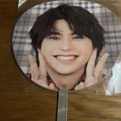 timelesz 佐藤勝利　うちわ