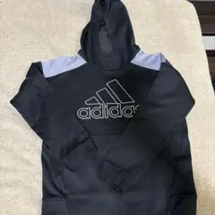 adidas パーカー 黒 グレー　150センチ