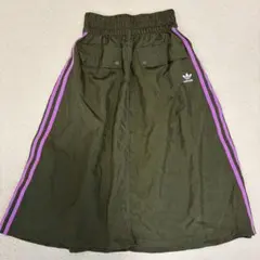 adidas アディダスオリジナルス 3ライン ナイロン フレア 膝丈 スカート