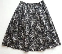 マッキントッシュフィロソフィー　膝丈　フレアスカート　焦げ茶　花柄　　34