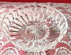 レトロ　昭和　ヴィンテージ　未使用　昭和　ガラスの器　盛り皿　フルーツ、サラダ