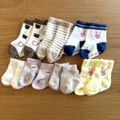 あん様【美品★おまとめ】ミキハウス ユニクロ ベビー靴下 7足セット
