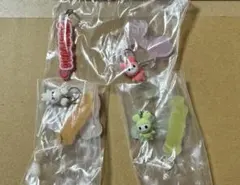 TWICE LOVELYSカラビナ チェヨン　ジョンヨン　ダヒョン