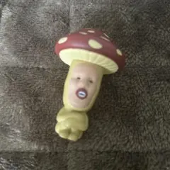 こびとづかん　おすわりマスコット　ベニキノコビト