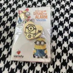 新品・未開封　非売品　ミニオン ハート型ピンバッジ