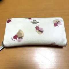 美品】COACH 長財布 リップスティック柄 ラウンドファスナー - メルカリ