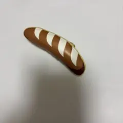 □mercibeaucoup□ パン型ブローチのサムネイル