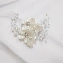 新品 髪飾り 髪留め ヘアアクセサリー 花 パール 銀色 シルバー アクセサリ
