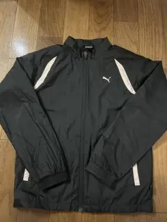 PUMA ブラック ジップアップジャケット キッズ