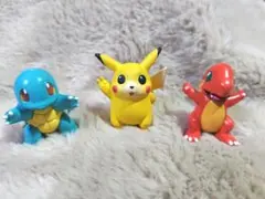 ポケモン レトロ ミニフィギュア 食玩 ゼニガメ ピカチュウ ラッキー 3