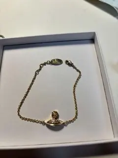 Vivienne Westwoodゴールドチェーンブレスレット
