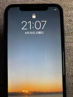 iPhone XR 64GB au ブラック SIMロック解除,NW制限◯ ② - メルカリ