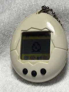 初代たまごっち⭐︎ホワイト色