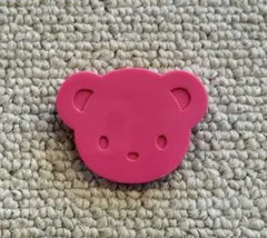 ファミリア ピンク クマの顔 ピンバッジ　ピンクマのサムネイル
