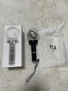 INI ペンライト 箱に少しくぼみがありますのサムネイル