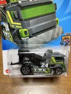 839‼️Hot Wheels HEAVY HITCHER ミニカーのサムネイル