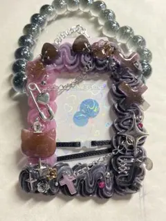 Item thumbnail for item 61fd0e55-62cb-49ba-9b9f-17166f8a198c