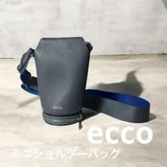 極美品　ecco ミニショルダーバッグのサムネイル