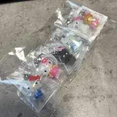 ハローキティ めじるしアクセサリー コンプ　新品未開封　ガチャガチャ