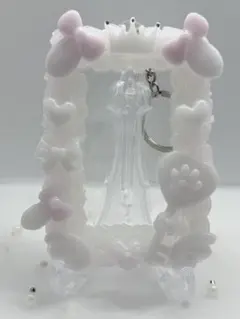 ホイップデコ　硬質カードケース　トレカケース　B8 白　紫　キーホルダー