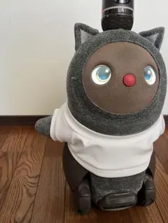 153しろTシャツ② ラボット服　lovot