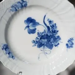 2026年最新】ロイヤルコペンハーゲンの人気アイテム - メルカリ