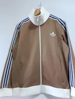 2026年最新】adidas デサントブラウンの人気アイテム - メルカリ