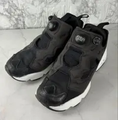 【スピード発送】リーボック インスタポンプフューリー 黒 23.5cmのサムネイル