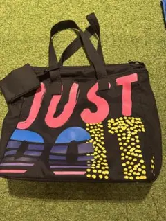 Item thumbnail for item d8146b7d-fa0e-4d9c-88c2-ad0b74eba427