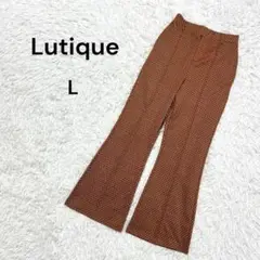【ルティーク】L タック入りフレアパンツ　ウエストゴム　総柄　カジュアル　茶色