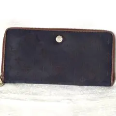 russet長財布 ラウンドファスナーのサムネイル