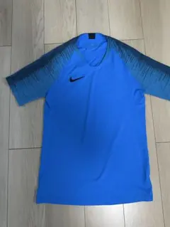 NIKE プラクティスシャツ　スカイブルー