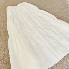 美品上品★プールスタジオ★ロングフレアスカート【M】 綿100 白　ティアード