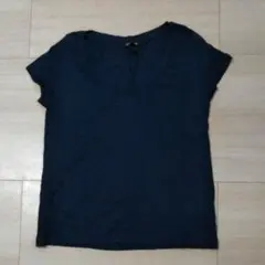 H&M Tシャツ 薄手 vネック