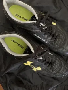 UNDER ARMOUR フットサルシューズ トレーニングシューズ 27cmのサムネイル