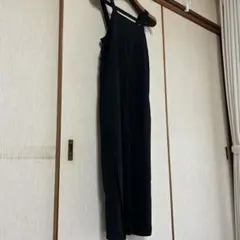 黒いサロペット 150