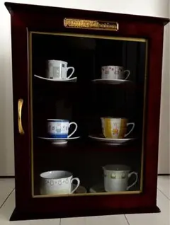 Item thumbnail for item ecda7b44-6d4b-4f70-afef-d06585882f6f