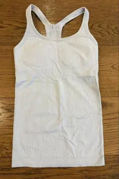 【lululemon・ブラカップ付きタンクトップ】水色XS