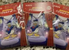 【ディズニー】アクリルチャーム ドナルド3つ