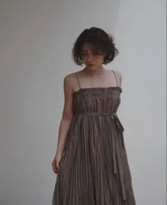 ETRETOKYO ワッシャープリーツキャミワンピースのサムネイル