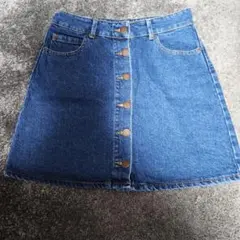 【美品】Bershka デニムボタンフロントミニスカート Mのサムネイル