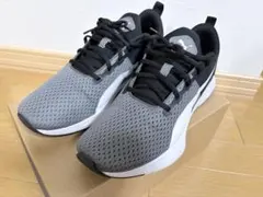 PUMA SOFTFOAM＋ スニーカー グレー ブラック メンズ　28cm