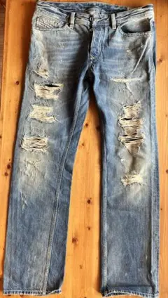 DIESEL VIKER ダメージ加工 デニム 縦落ち W32 ゴールデンサイズ 