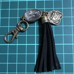 ツイステ オクタヴィネル寮 タッセルチャーム