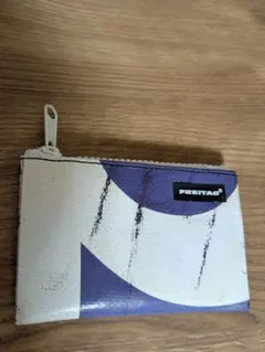 【新品】フライターグ F05 BLAIR オルブラブ☺︎ニコちゃんマーク 新品】フライターグ F05 BLAIR オルブラブ☺︎ニコちゃんマーク