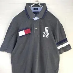 トミーヒルフィガー　ポロシャツ　刺繍ロゴ　フラッグロゴ　グレー