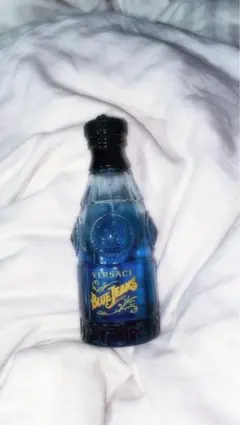日本廃盤品 VERSACE Blue Jeans 香水のサムネイル
